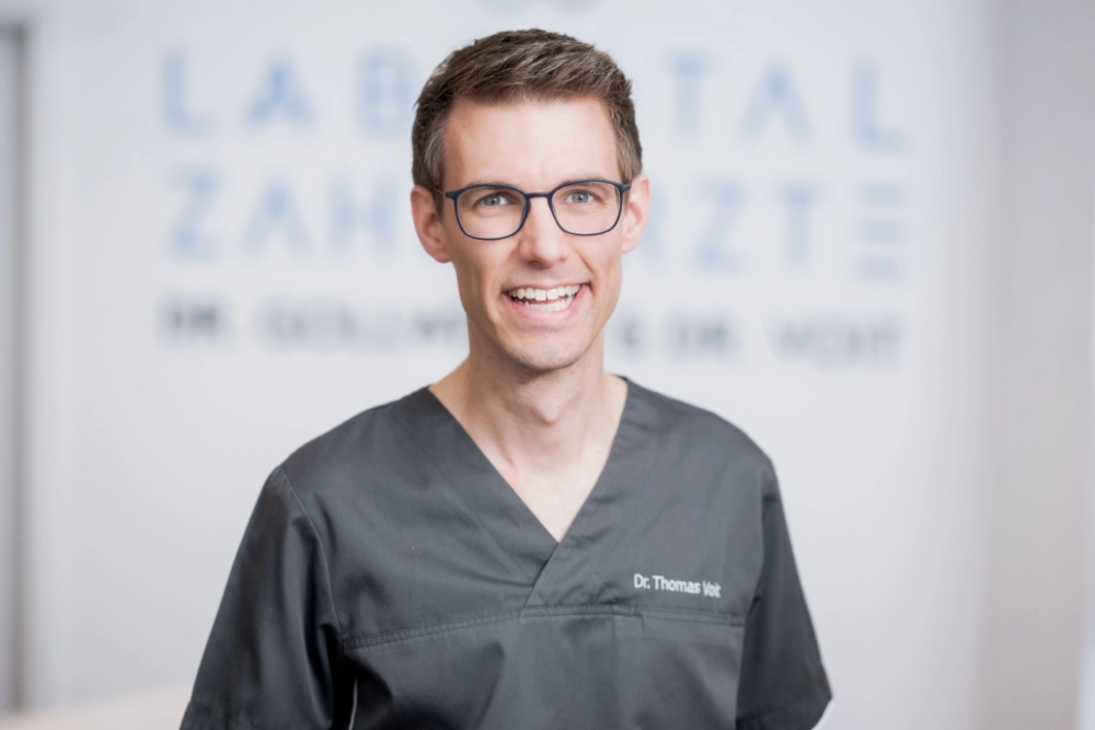 Dr. Thomas Voit