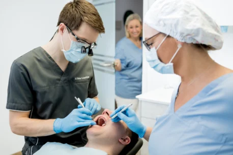 Zahnaerzte Labertal-Behandlung